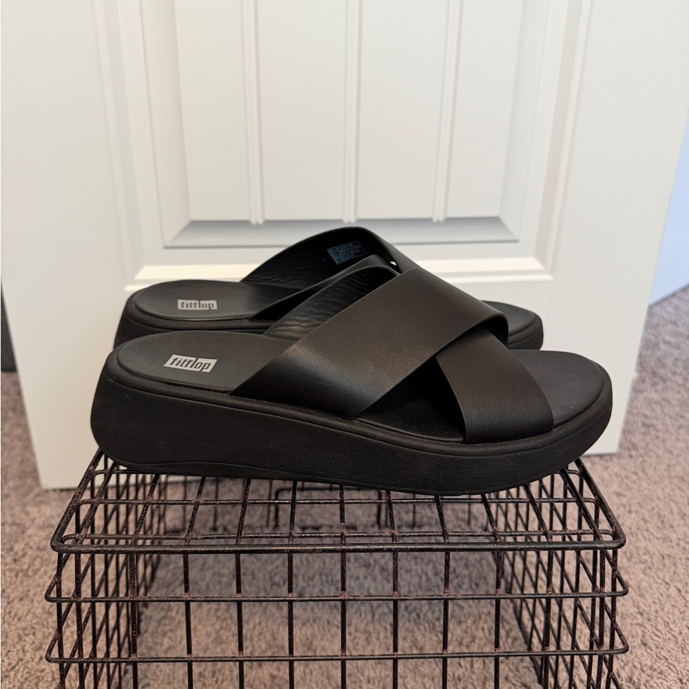 Fitflop Black Crisscross Slide Sandals - Picture 5 of 8